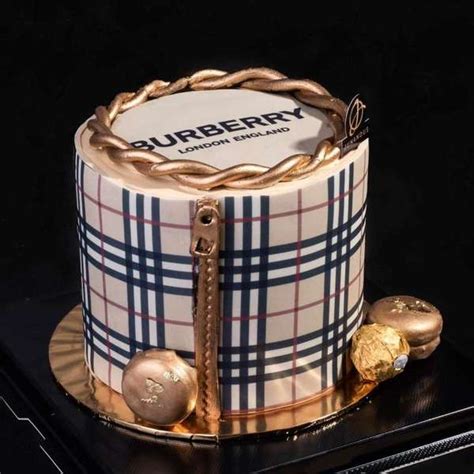 burberry cake|burberry themed cake ideas.